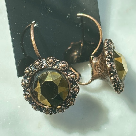 Sabika-Inspired Earrings - NWT - Picture 2 of 8